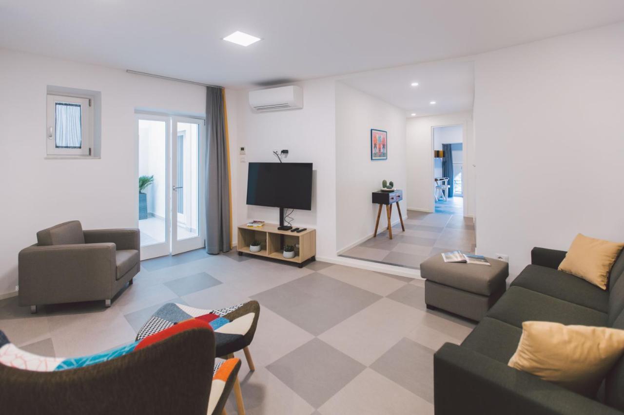 New Apartment With Patio Siraküza Dış mekan fotoğraf